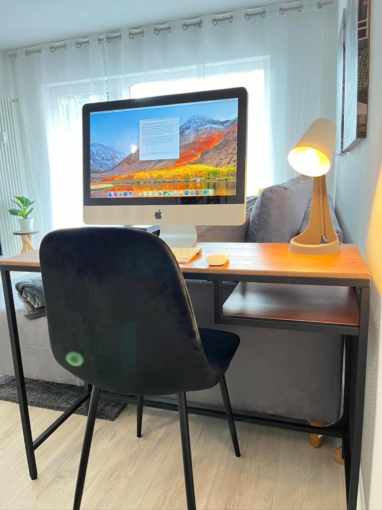 Living At Saarpartments -Adultsonly- 2 Bedrooms, Kitchen - Business & Holiday Apartments For Long- And Short Term Stay, 3 Min To Train Station, Secure E-Bike Parking! Saarbrücken Eksteriør bilde
